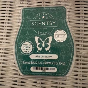 Scentsy Aloe Water & Ivy wax bars BNIB